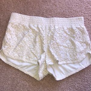 White/Ivory Lace Shorts!